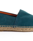 Aquamarine skin camping