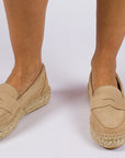 Alpargata mocasín piel mujer beige