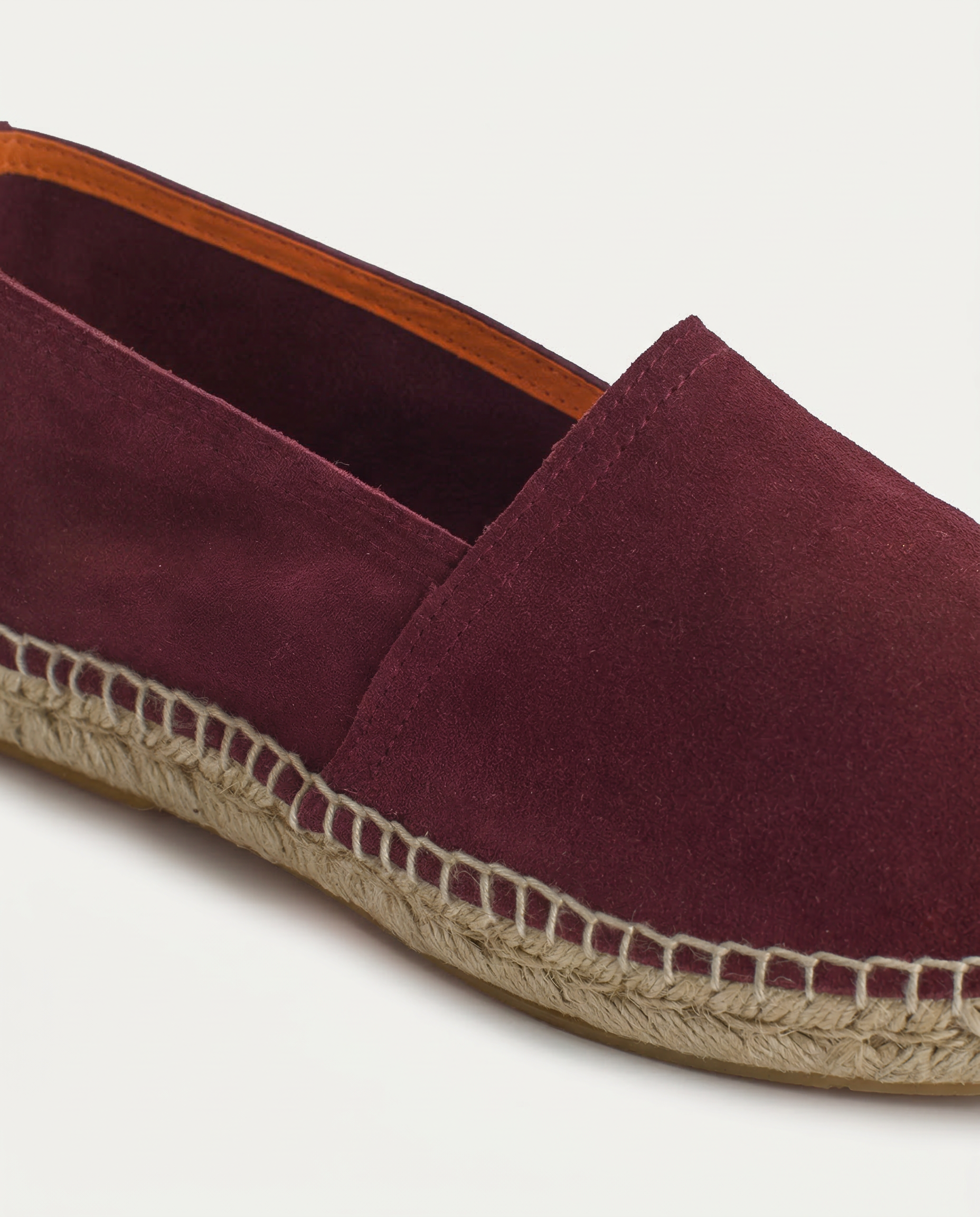 Pelle di melanzana in campeggio